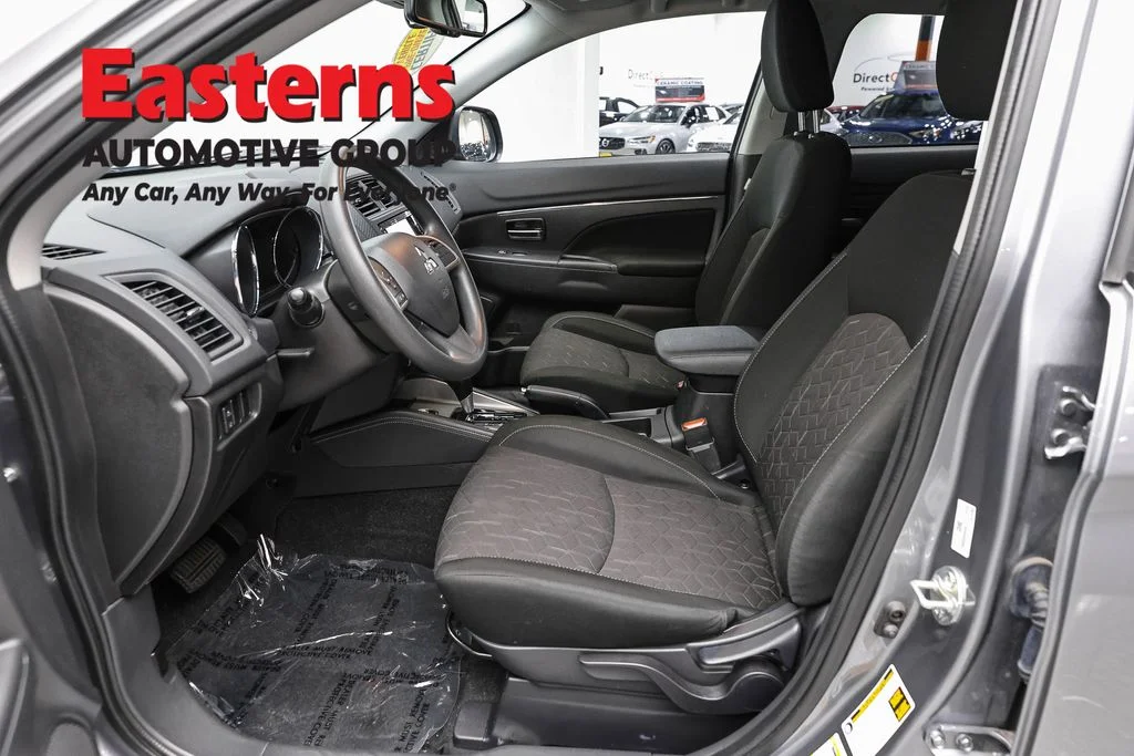 Used 2024 Gray Mitsubishi 2.0 ES image 14