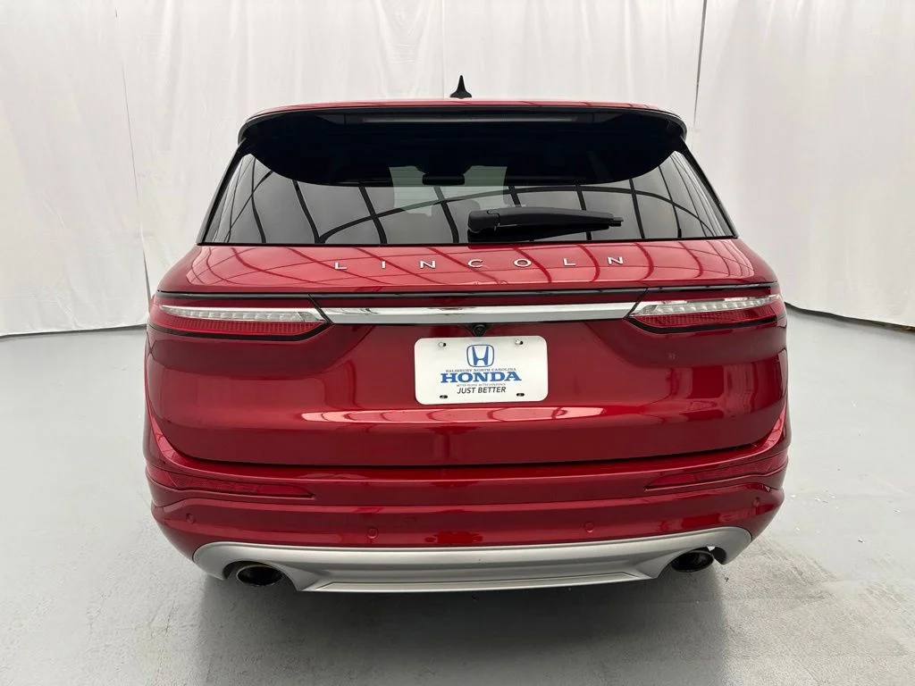 Used 2022 Red Lincoln Standard image 8