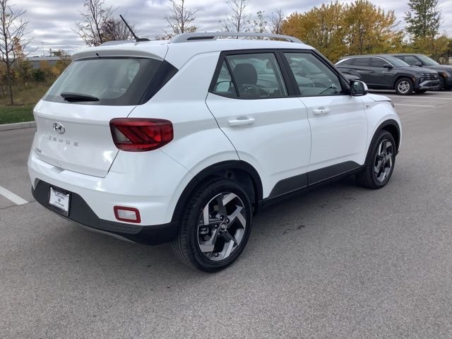 New 2026 Lunar Hyundai SEL image 6
