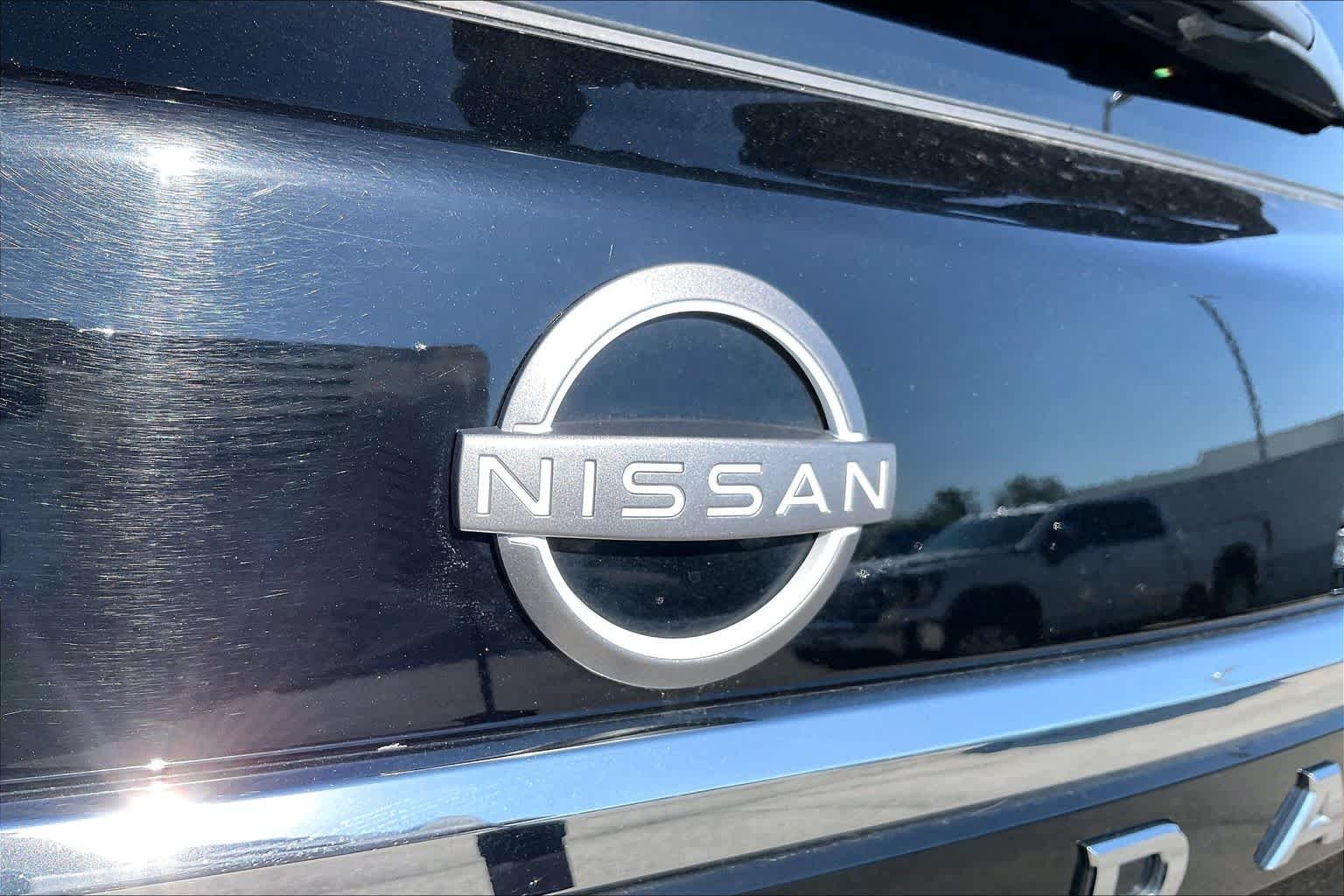 Used 2024 Super Black Nissan SL image 30