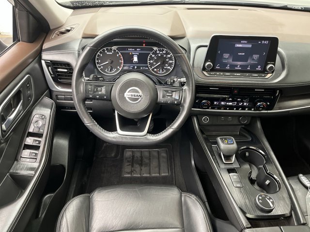 Used 2021 Gun Metallic Nissan SL image 13