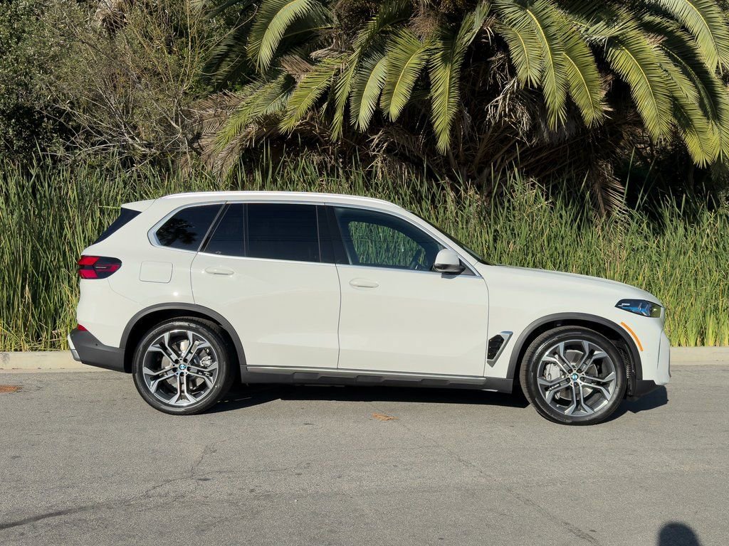 2026 BMW X5 50e - Photo 4