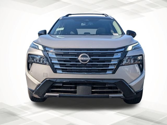 New 2026 Champagne Silver Metallic / Super Black Two-tone Nissan Platinum image 8