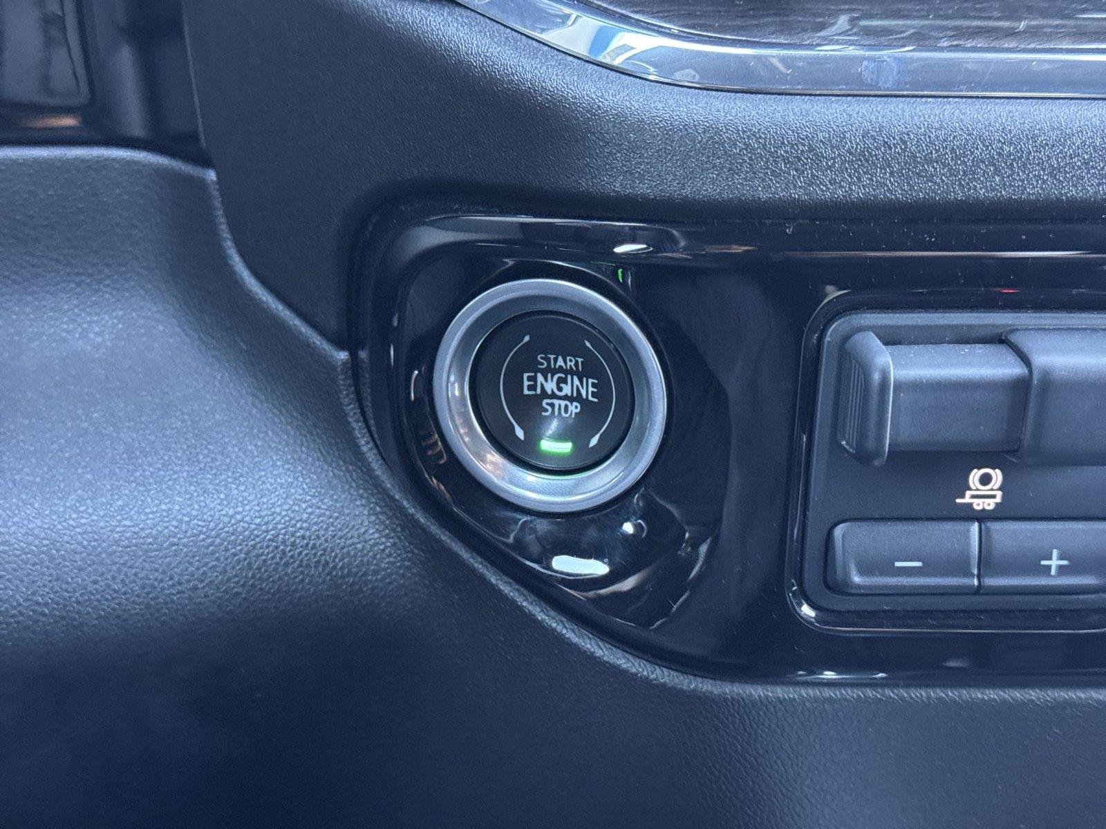2024 Chevrolet Silverado 1500 LTZ - Photo 17