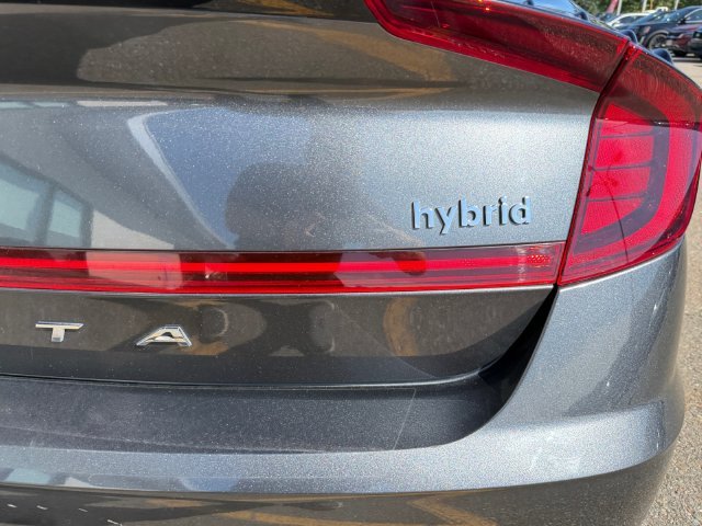 Used 2022 Gray Hyundai SEL image 35