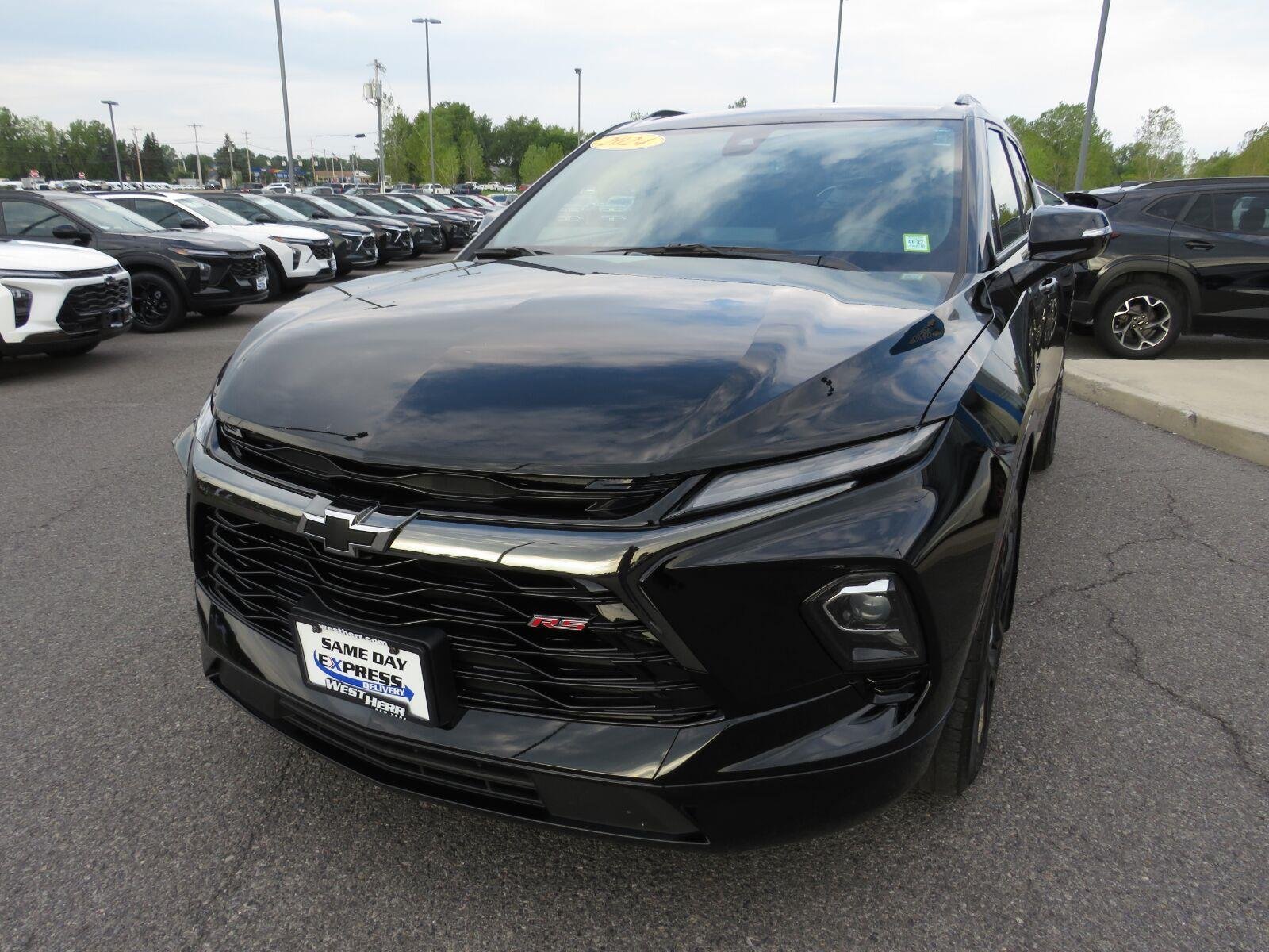 Used 2024 Black Chevrolet RS image 15