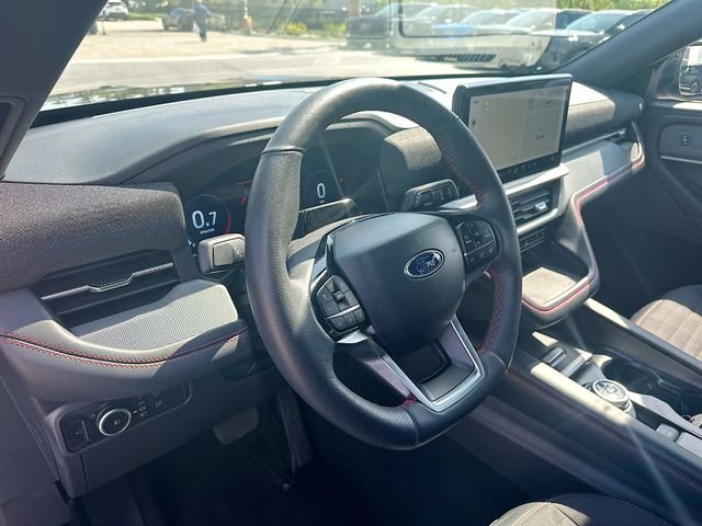 Certified Used 2025 Carbonized Gray Metallic Ford ST-Line image 9