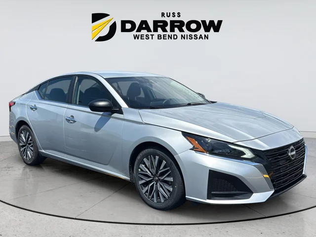 Used 2024 Silver Nissan 2.5 SV image 7