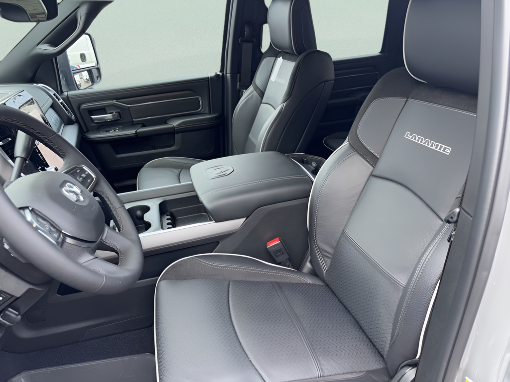 New 2026 Ceramic Gray Clear-Coat Exterior Paint RAM Laramie image 39