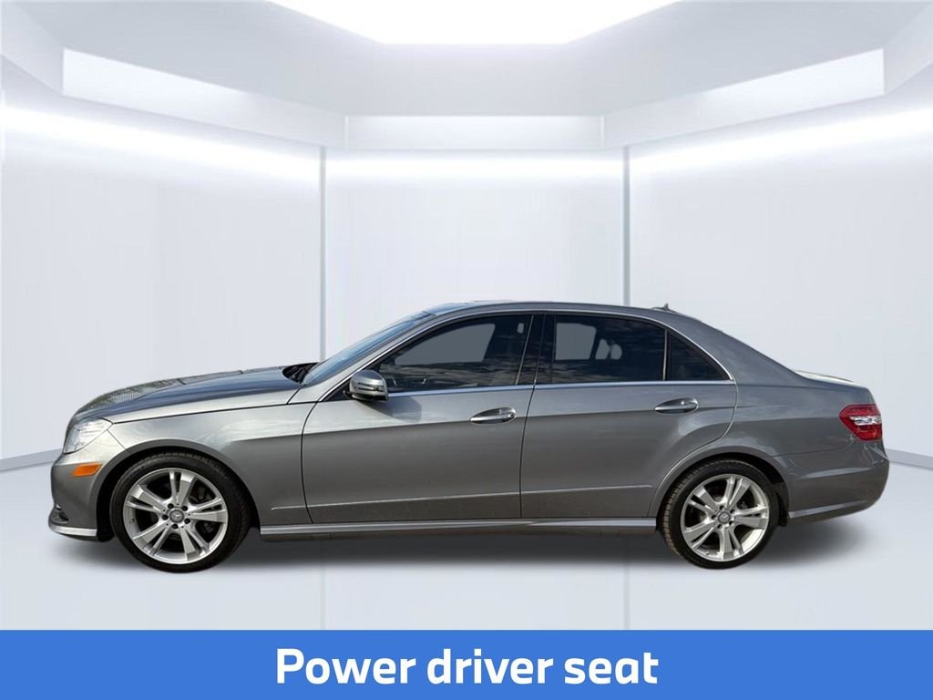 Used 2013  Mercedes-Benz E 350 image 19