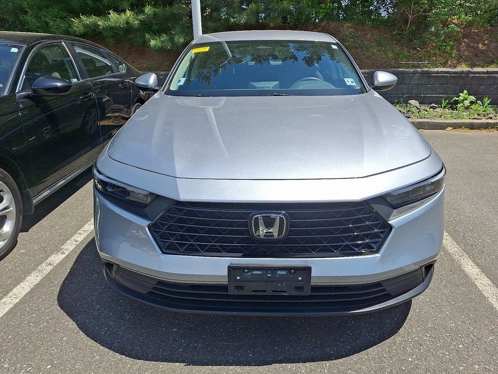 2023 Honda Accord LX - Photo 6