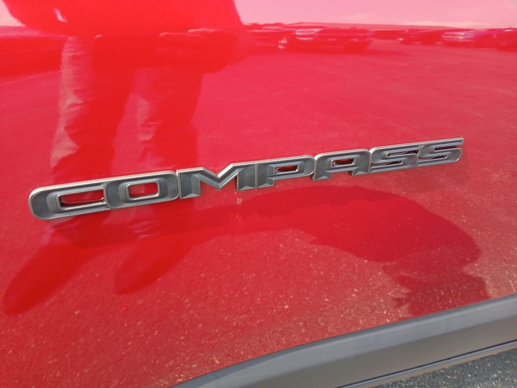 New 2026 Red Hot Pearlcoat Jeep Limited image 32