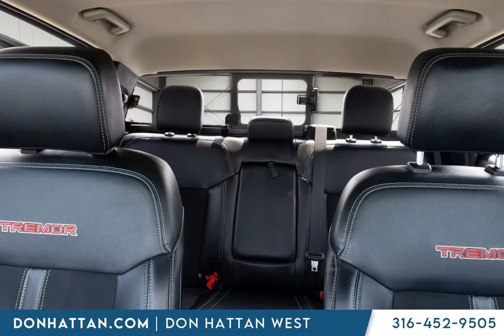 Used 2021 Gray Ford Lariat image 15