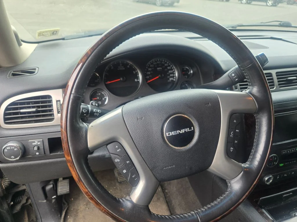 Used 2011 Black GMC Denali image 6