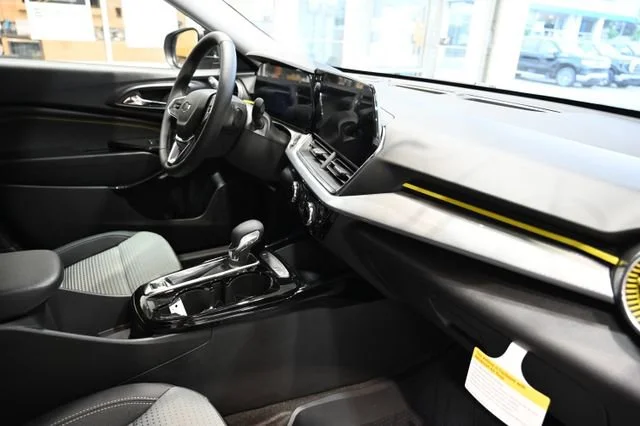 2026 Chevrolet Trax LT - Photo 13