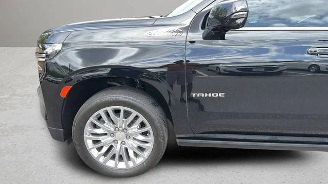 Used 2024 Black Chevrolet High Country image 12