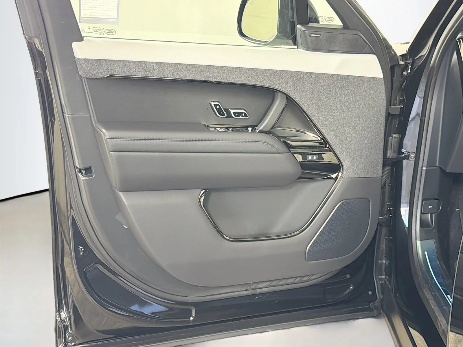 2026 Land Rover Range Rover Sport Dynamic SE - Photo 21