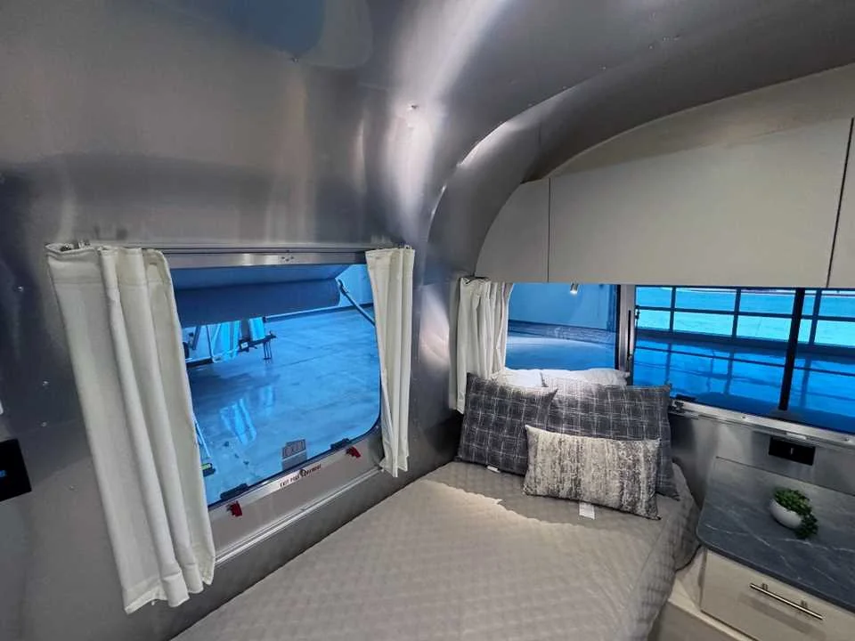 New 2026 SILVER AIRSTREAM  image 23