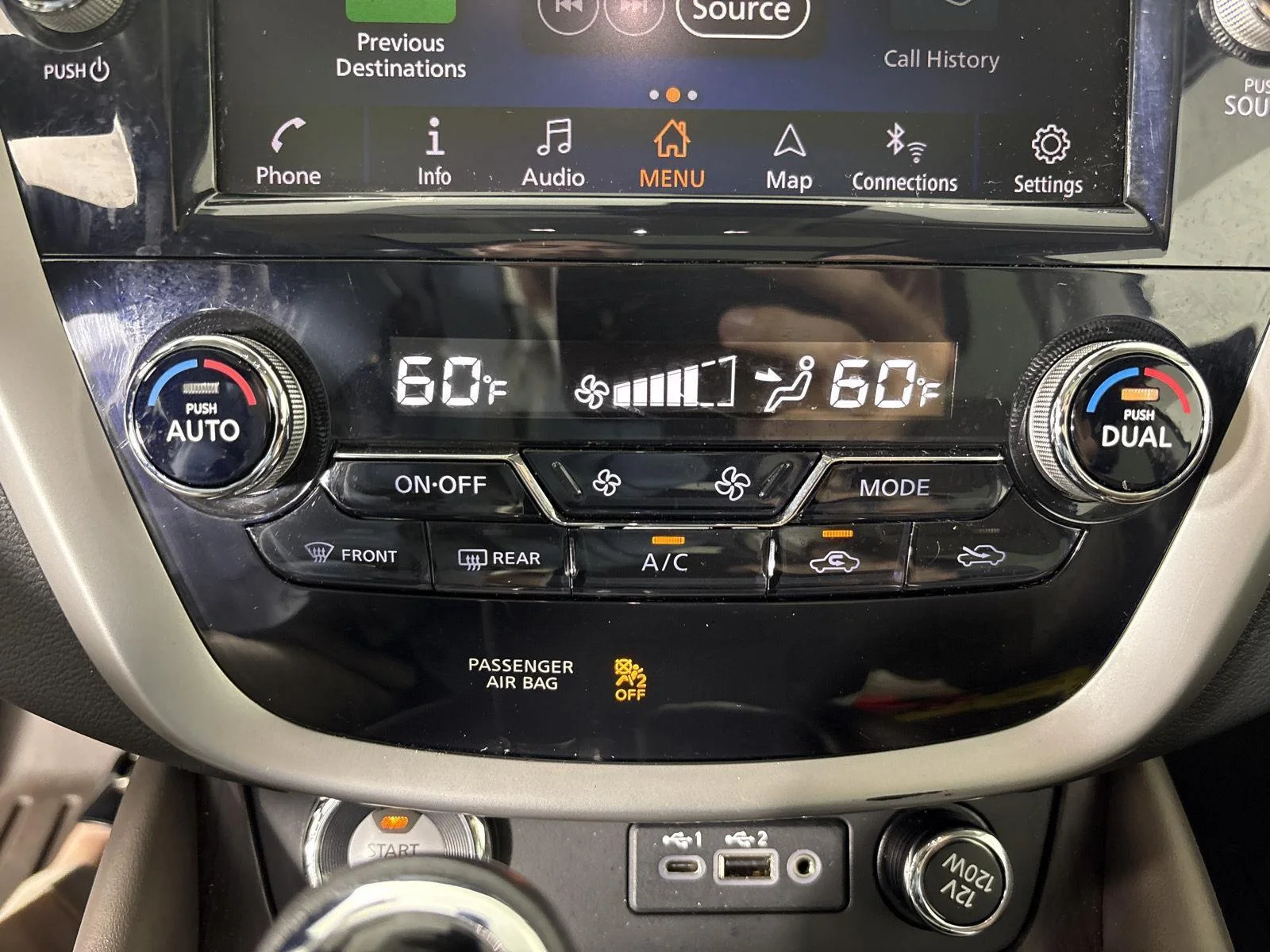 Used 2020 Pearl White Tricoat Nissan Platinum image 13