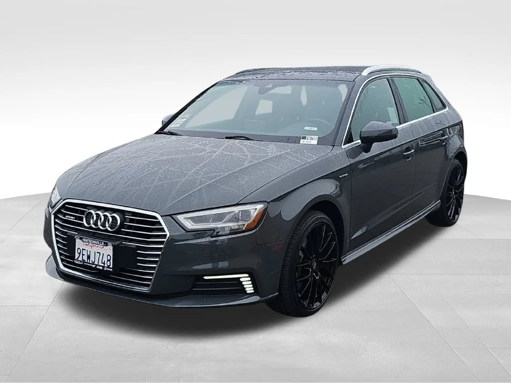 Used 2017 Gray Audi 1.4T Premium image 7