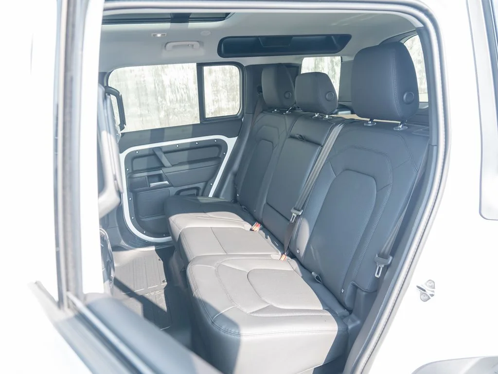 New 2026 White Land Rover S image 23
