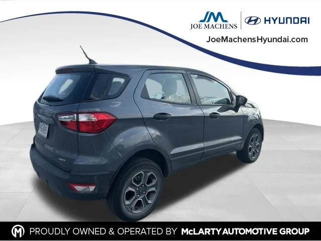 Used 2022  Ford S image 6
