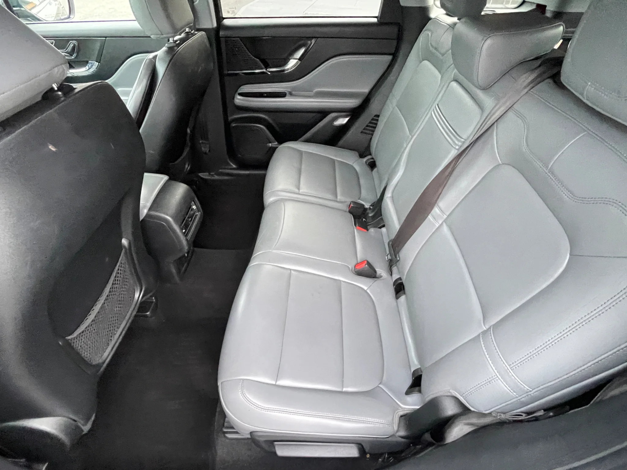 Used 2022 Asher Gray Metallic Clearcoat Lincoln Standard image 21