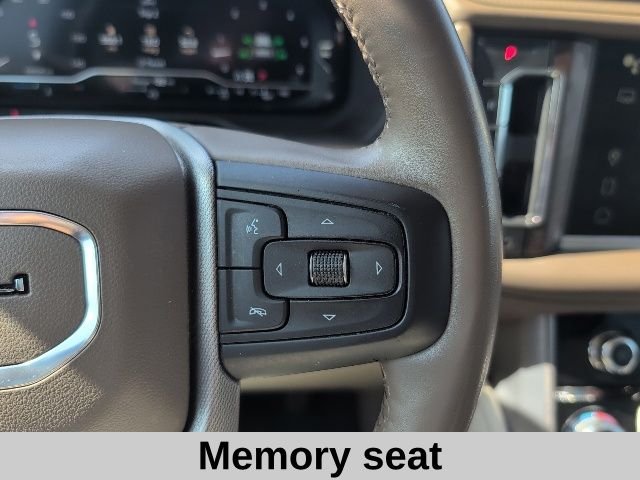 Used 2023 Silver GMC Denali image 8