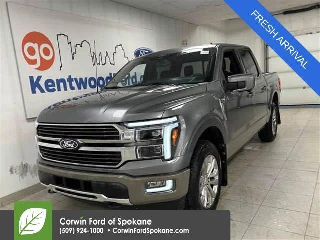 Used 2025  Ford King Ranch image 1