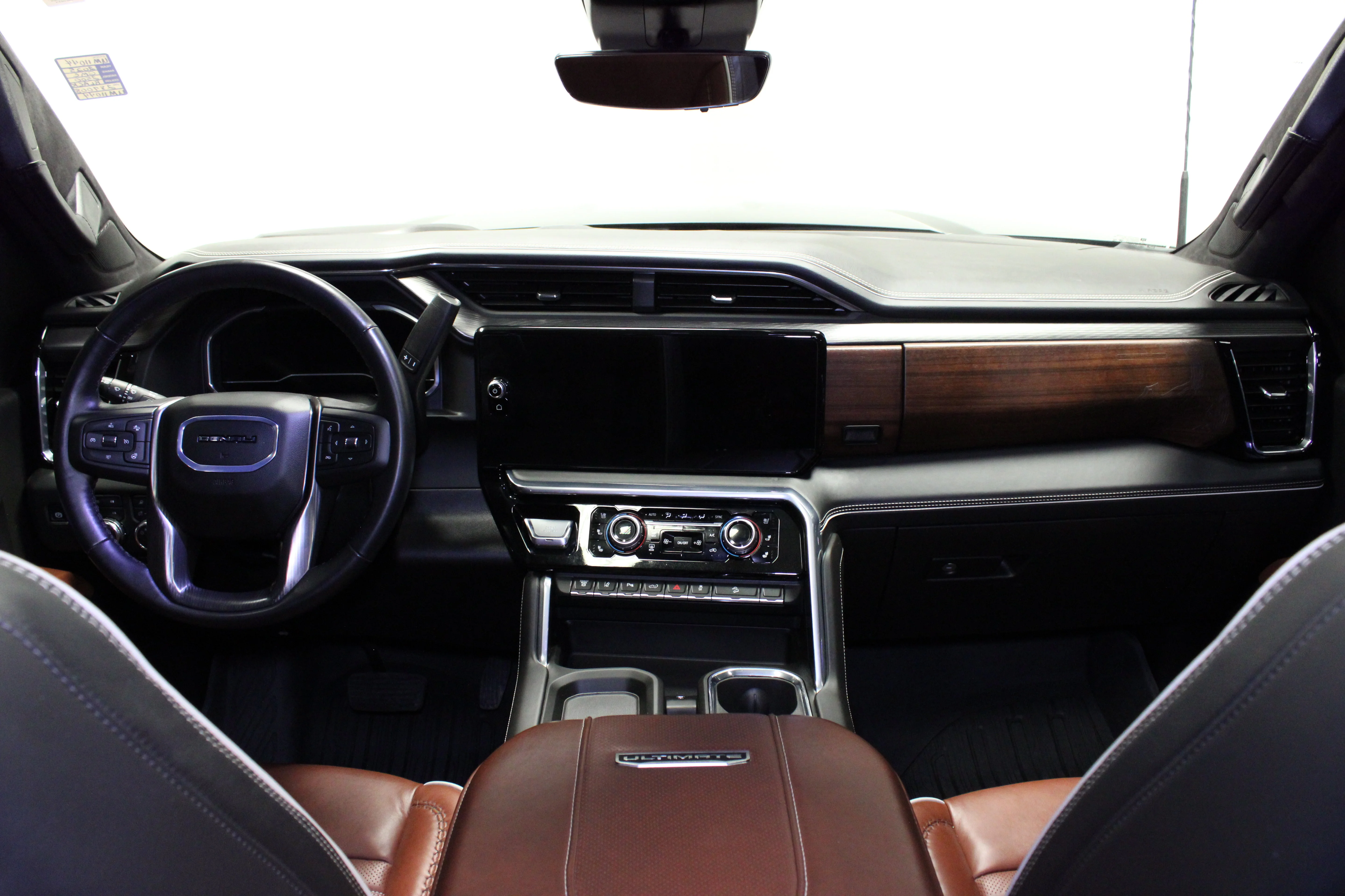 Used 2025 Onyx Black GMC Denali Ultimate image 22