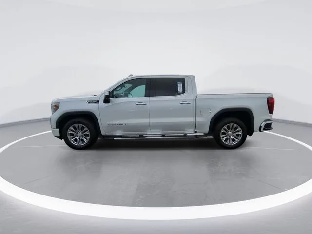 Used 2019 White GMC Denali image 5