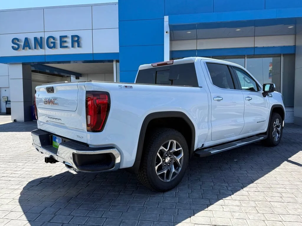 New 2026 Glacier White Tricoat GMC SLT image 10