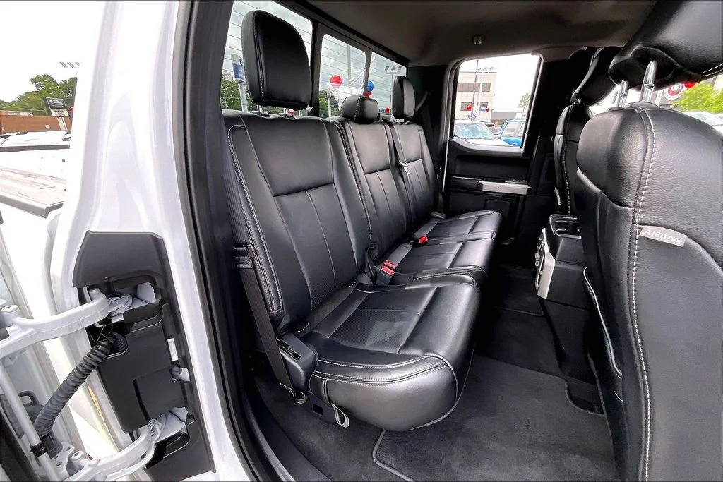 Used 2021 White Ford Lariat image 26