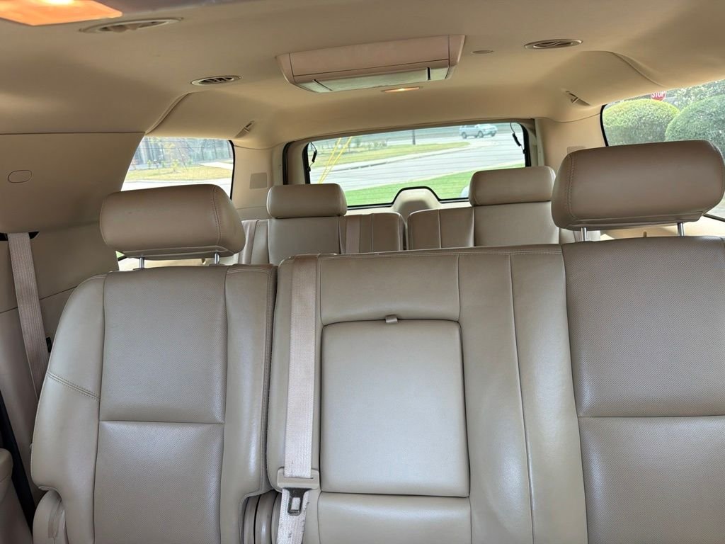 Used 2010 White Chevrolet LTZ image 7