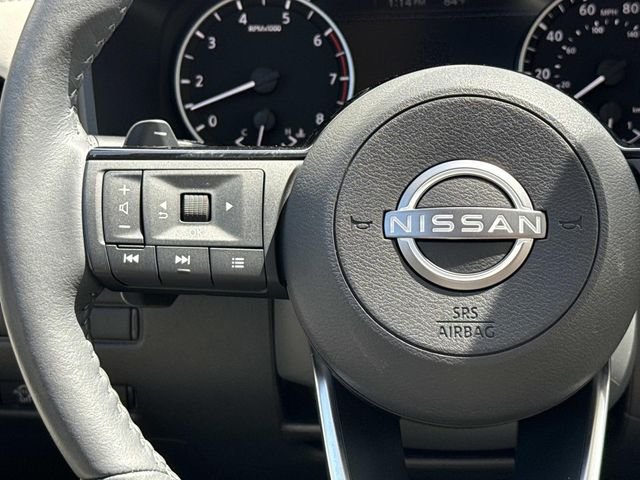 Used 2023 Red Nissan SL image 22
