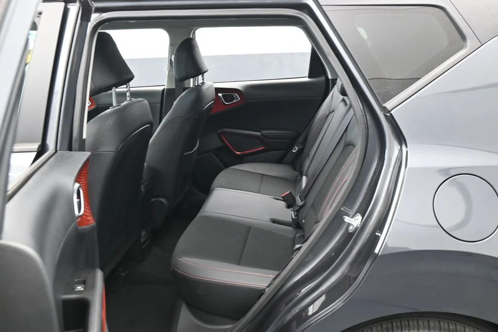 Used 2024 Gravity Gray Kia GT-Line image 28