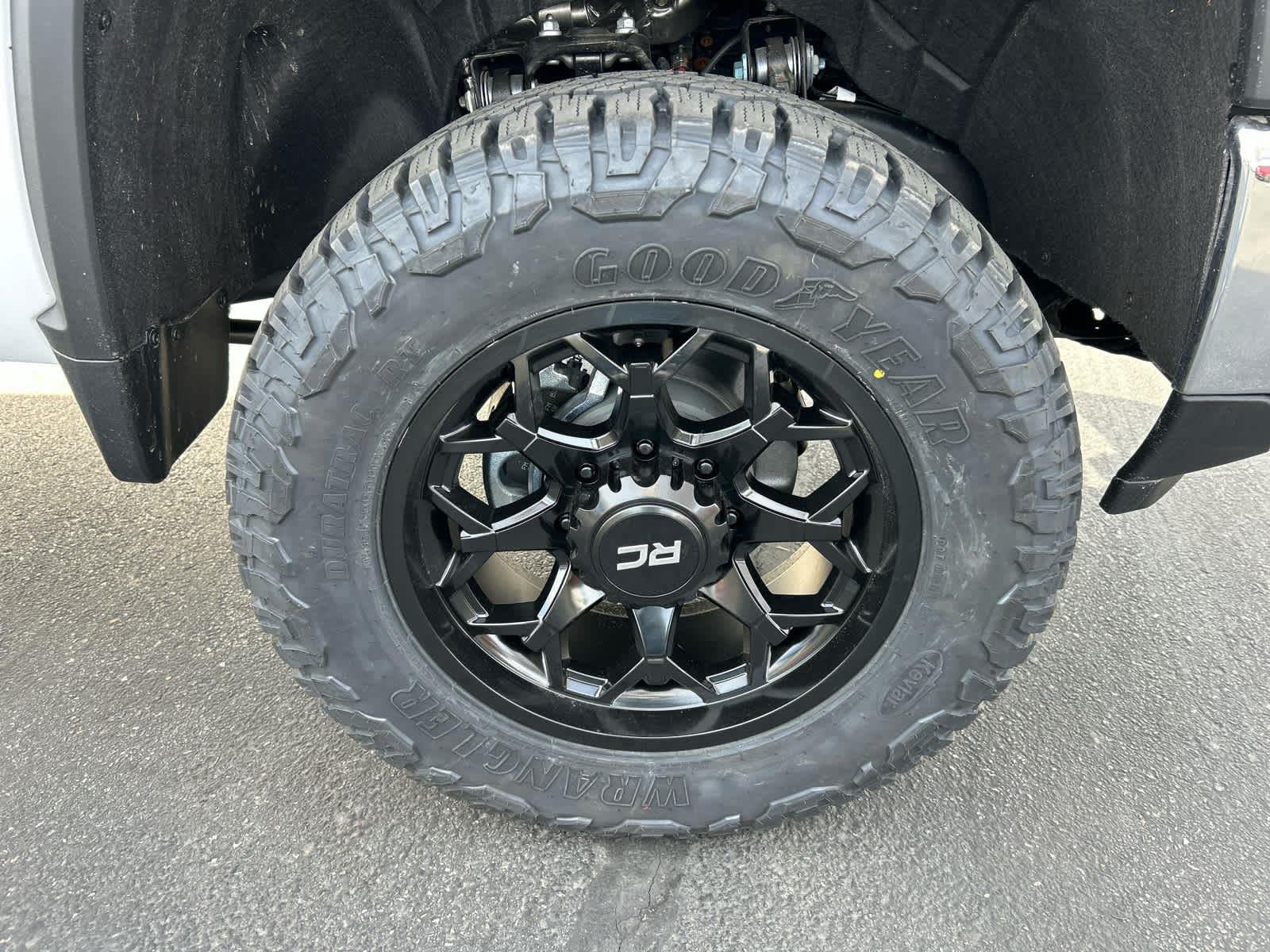 2026 Chevrolet Silverado 3500 HD LTZ - Photo 17
