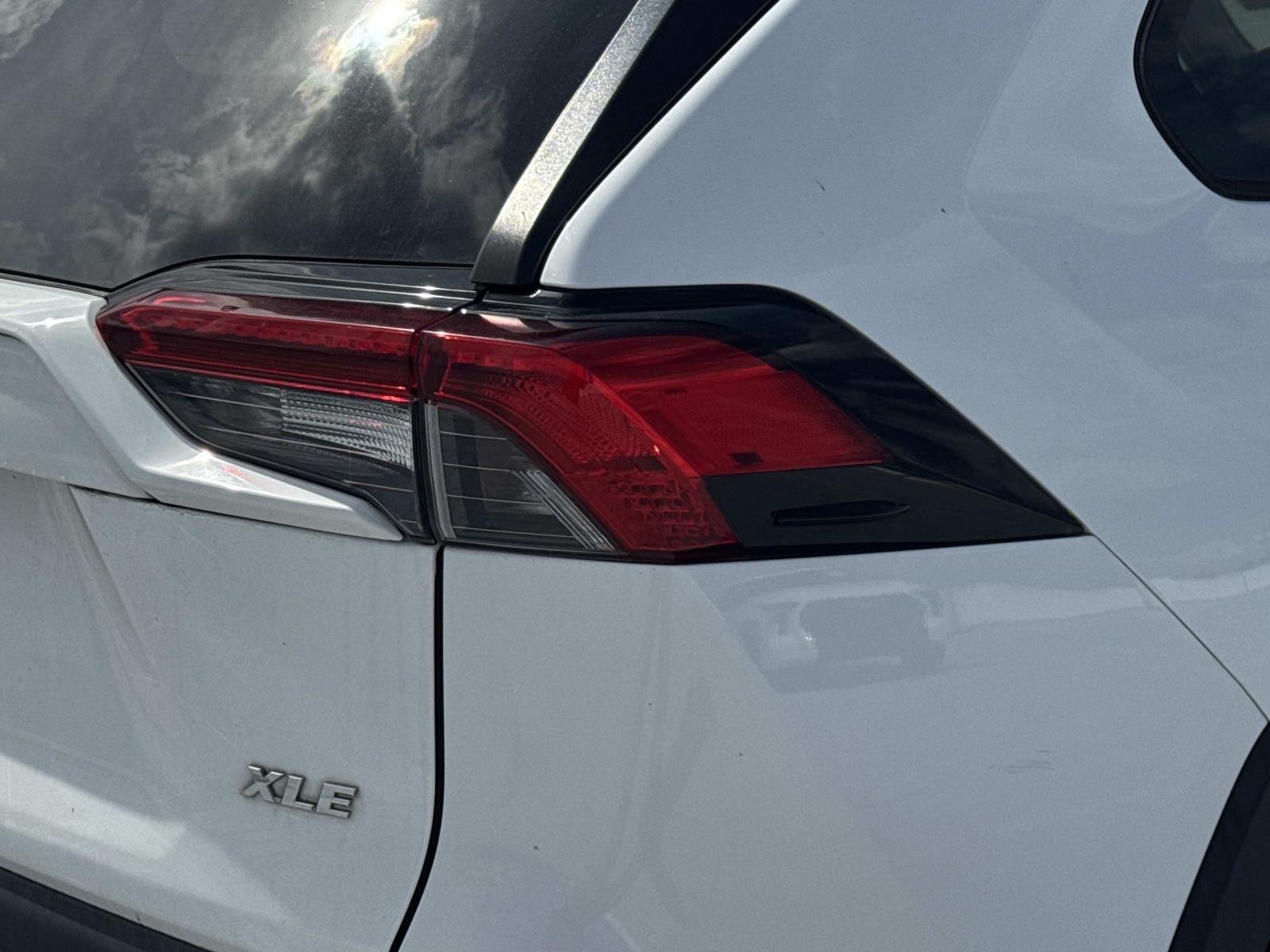 Used 2022 White Toyota XLE image 13