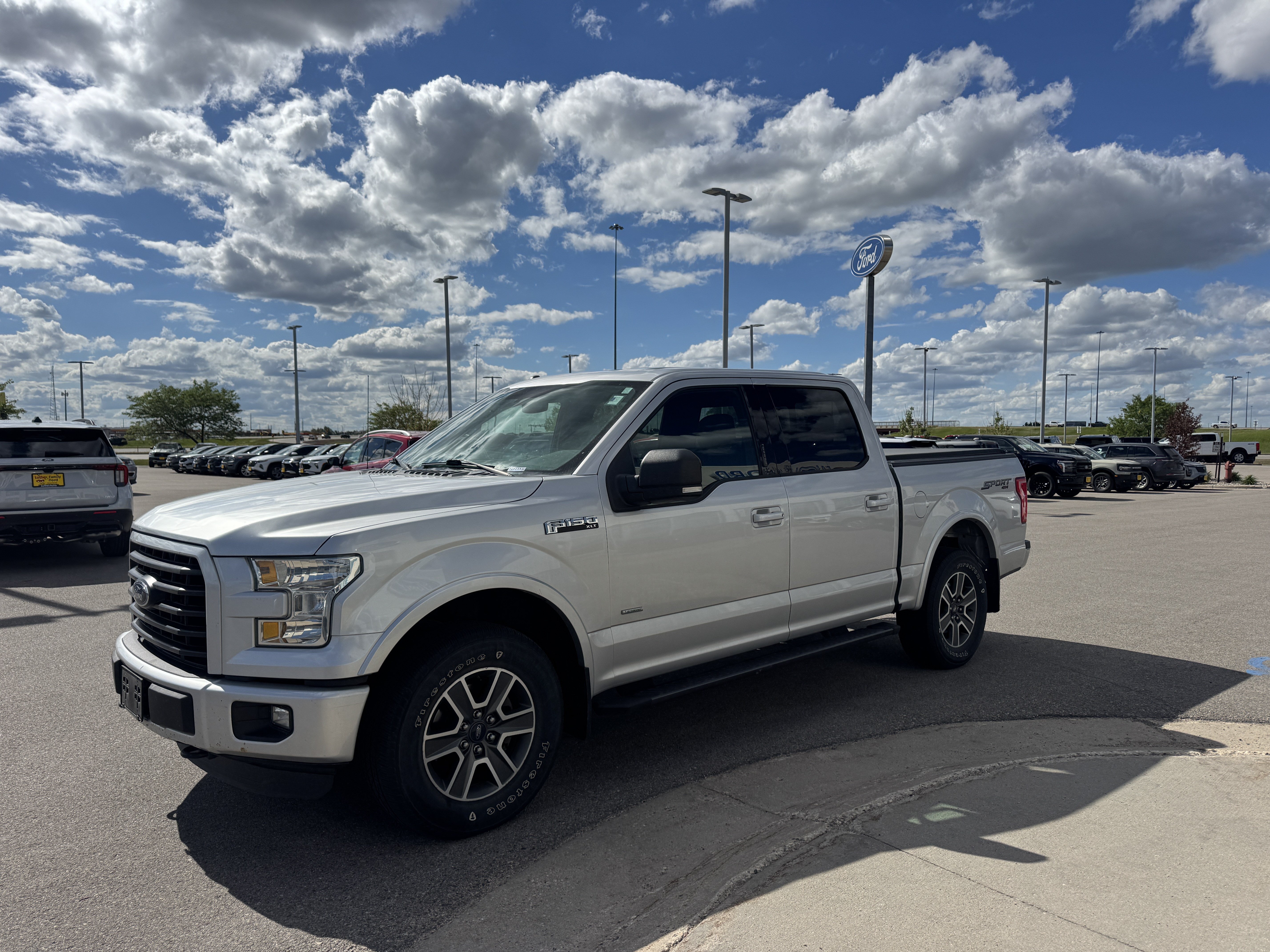 Used 2015 Ingot Silver Metallic Ford XLT image 2