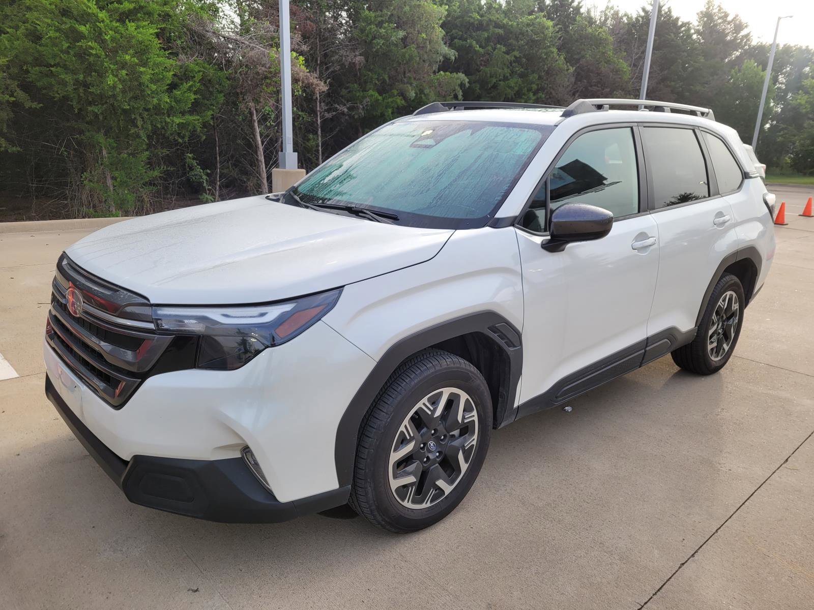 2025 Subaru Forester Premium's photo