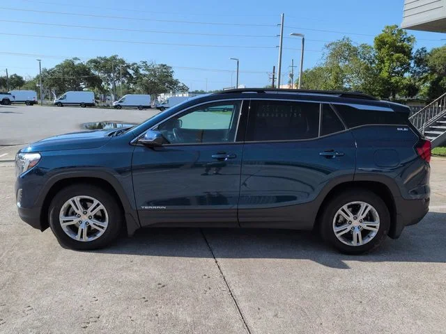 Used 2020 Blue GMC SLE image 7