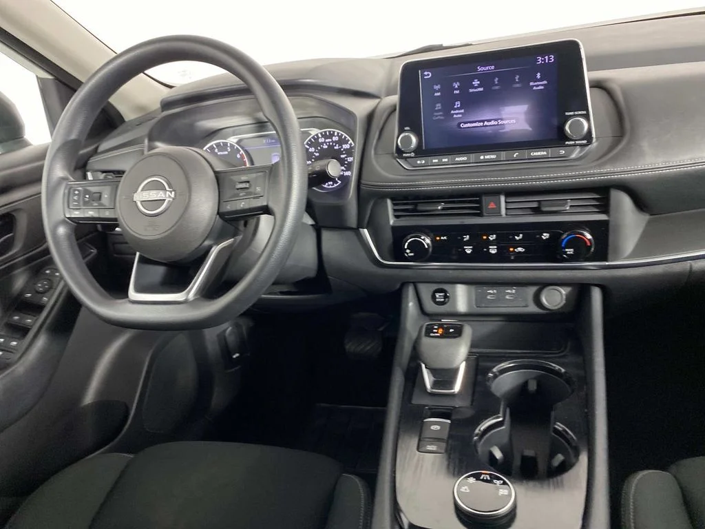 Used 2024 White Nissan S image 13