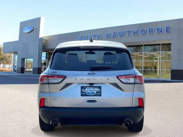 Certified Used 2022 Silver Metallic Ford SE image 5