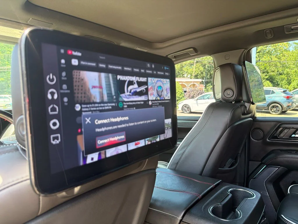 2025 GMC Yukon AT4 Ultimate - Photo 39