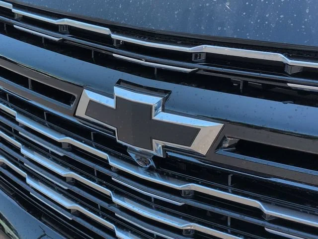 New 2026 Black Chevrolet High Country image 34