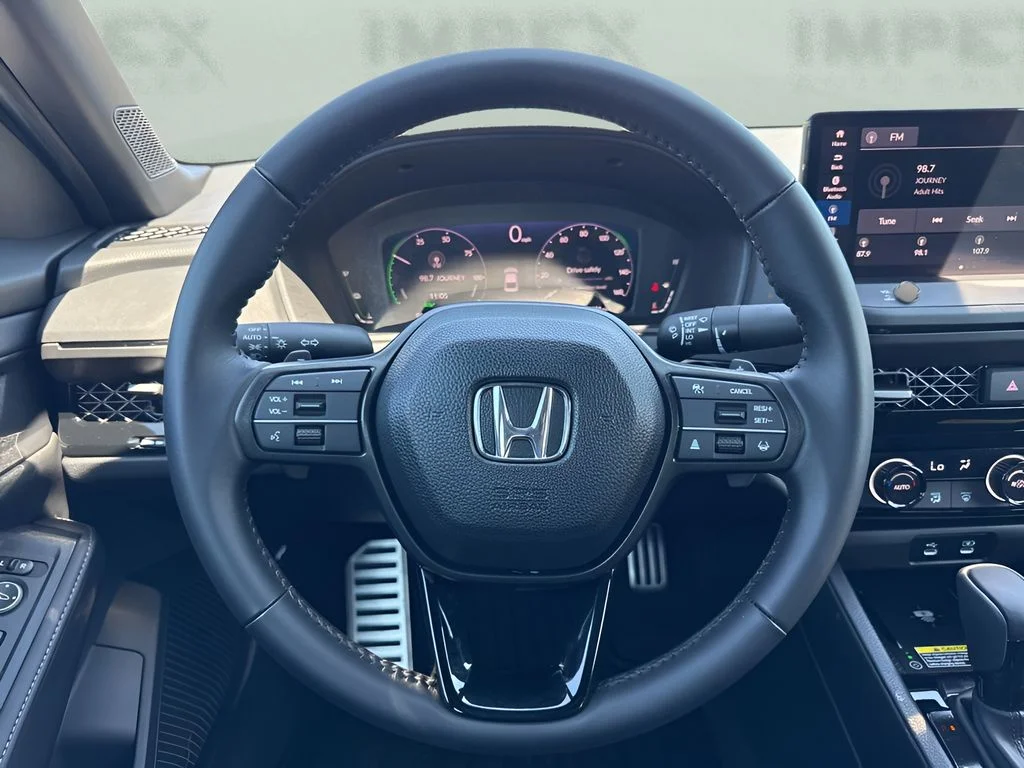 Used 2025 Silver Honda Sport-L image 16