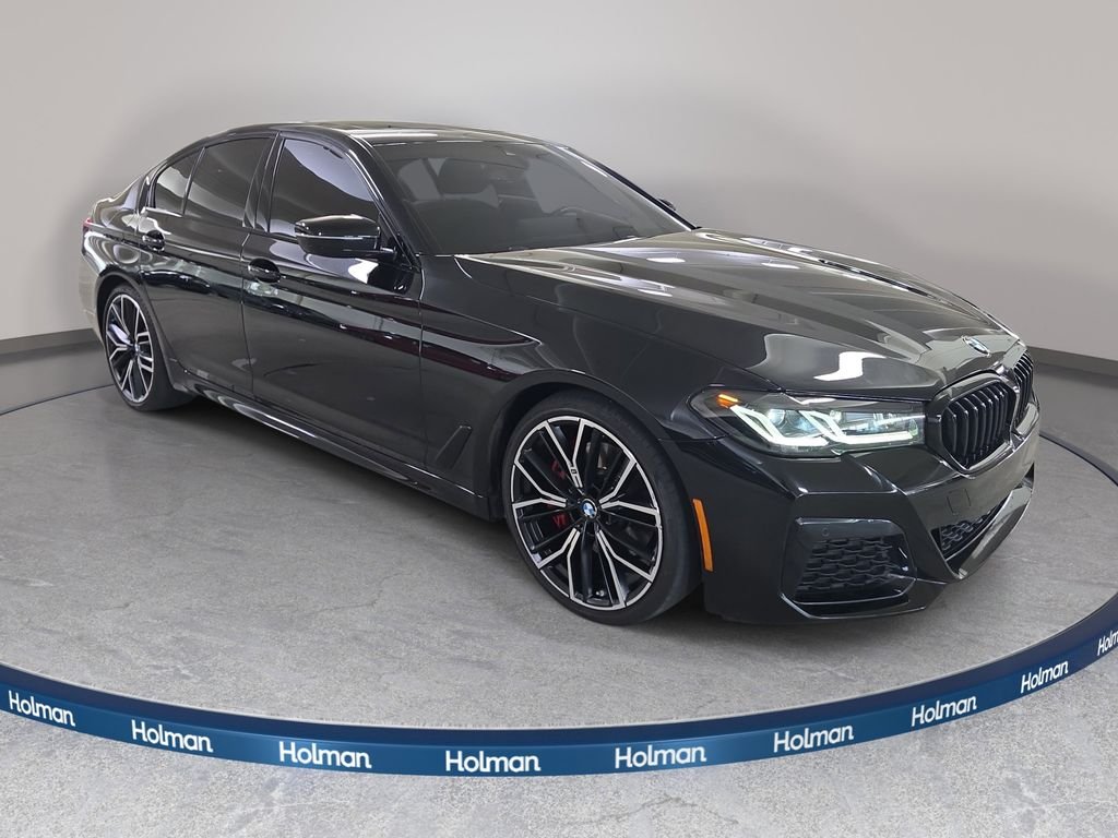 Certified Used 2023 Black Sapphire Metallic BMW 530i image 4