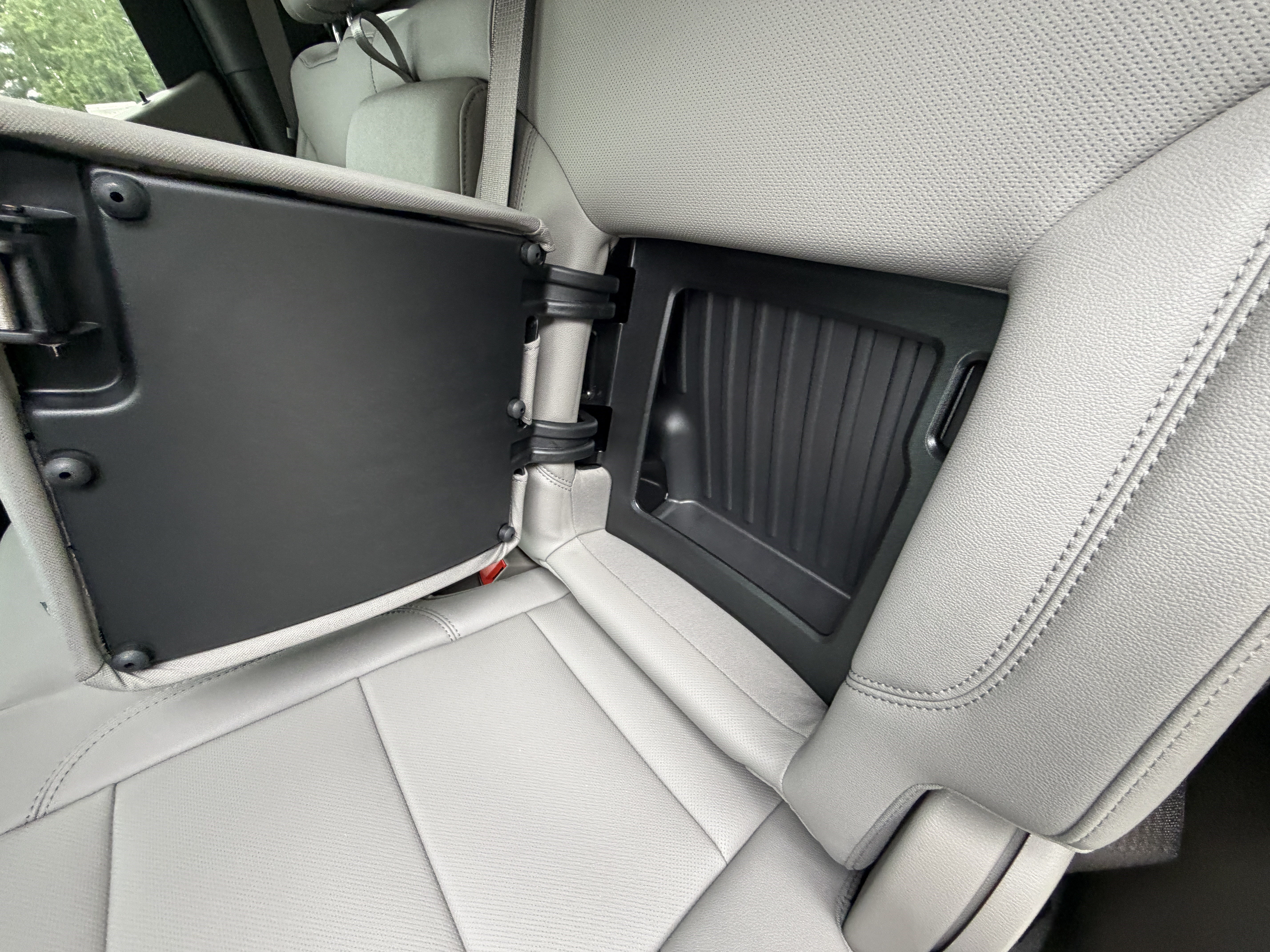 2026 GMC Sierra 1500 SLT - Photo 23