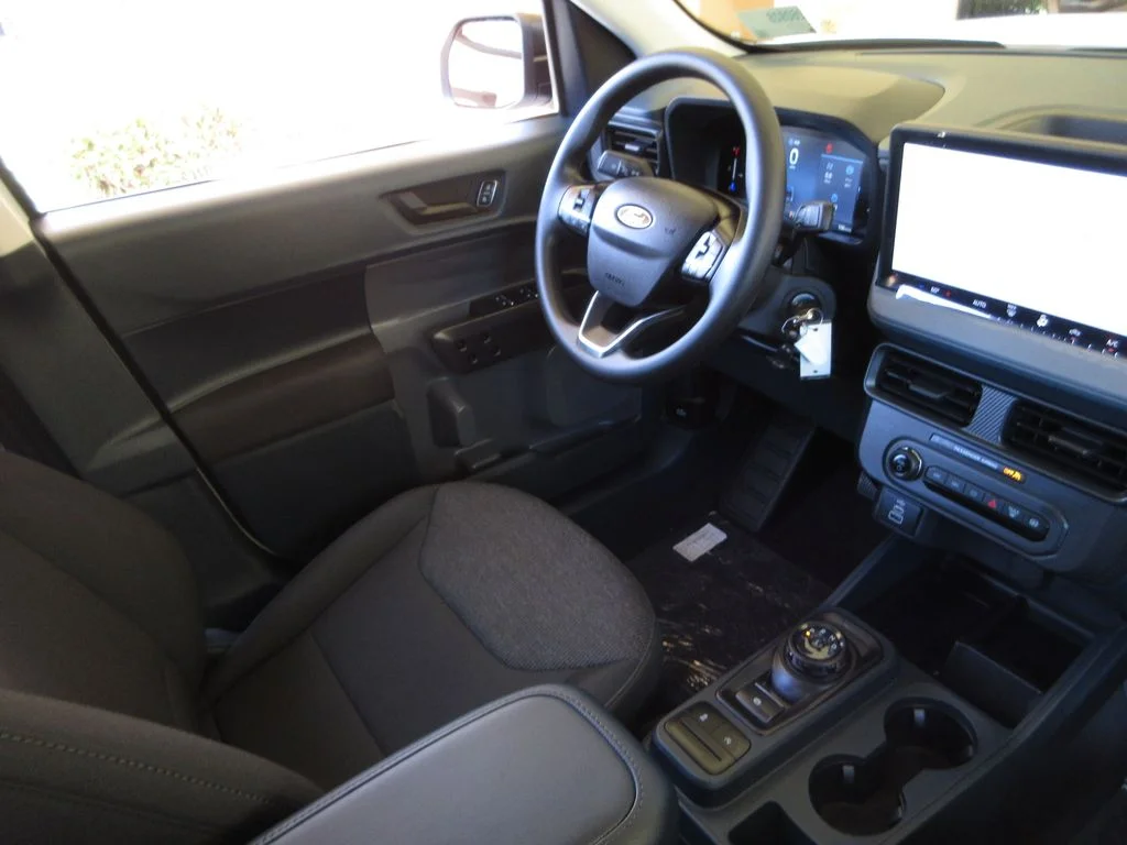 New 2026 Oxford White Ford XL image 22