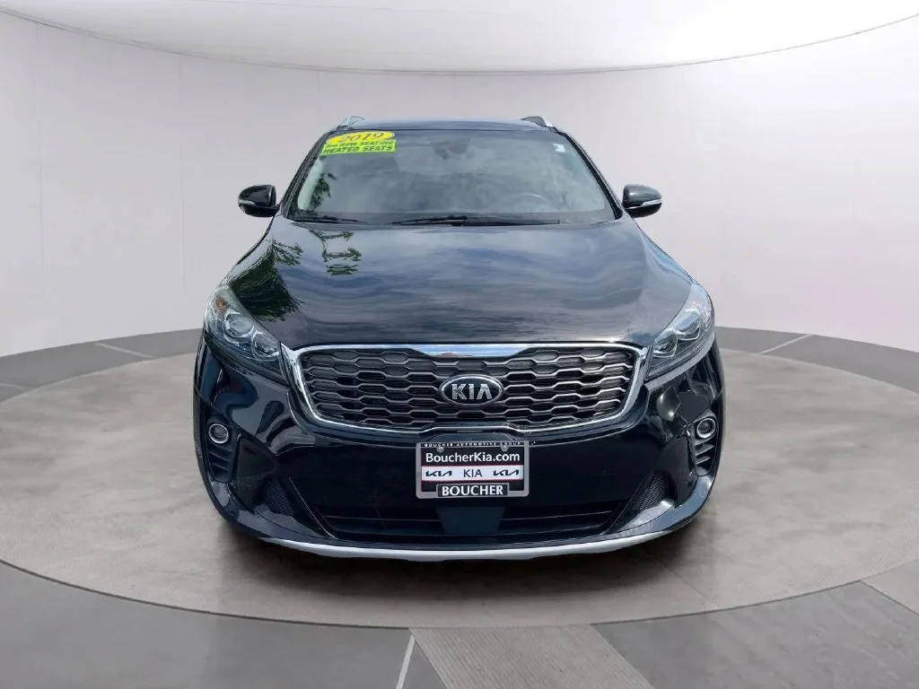 Used 2019 Ebony Black Kia EX image 8